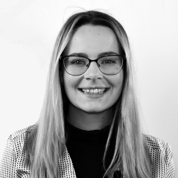 photo of Rebecca Tee